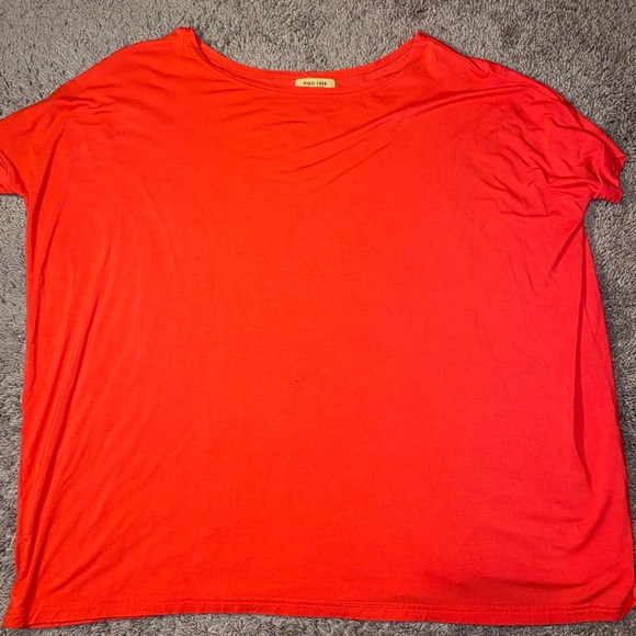 PIKO 1988 Red Women’s Oversized Bamboo Blend Tee Shirt Short Sleeve Boxy Fit - Picture 1 of 9